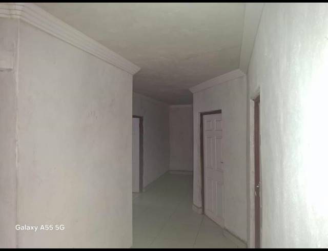 4 BEDROOM HOUSE FOR SALE IN PHIPHIDI